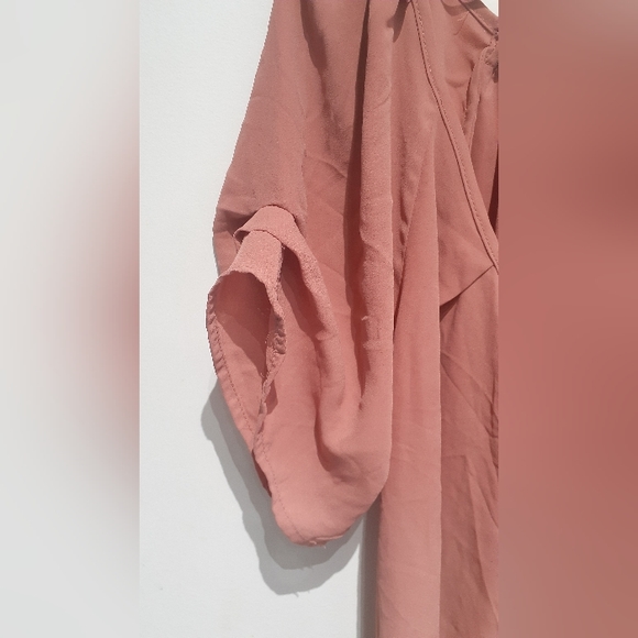 Le Chateau top - Picture 3 of 6